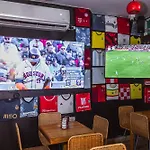 King\'S Apartments 301